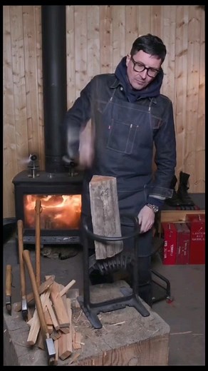 🦕 Ashlieghsaurus 🦖 on Instagram: "All the better for swallowing with 🍽 #stitch with @mrwranglerstar #funnyvideo #lol #joke #humour #funny #funnyclips #funnyvideos #joke #laughs #laughter #humour #comedy #comedyvideos #funnyvideosclips #jokes #funnyclips #viral #viralreels #foryou #foryoupage #4u #foryourpage #fyp #viral #fypage #for #foru #fup #fypシ゚viral @mrwranglerstar"