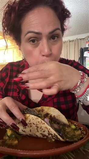 Un rico taco de carne#cocinandoconsandypink | Taco