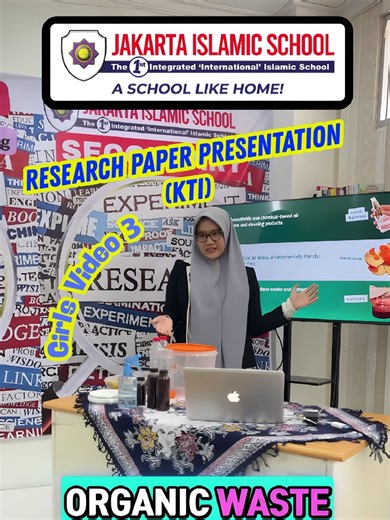 Research Paper Presentation (KTI) Secondary Form 6 Girls Jakarta Islamic School Vid 3