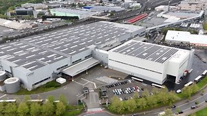 Des sous-traitants d’Audi Brussels devant l’ambassade des Émirats arabes unis - RTBF Actus
