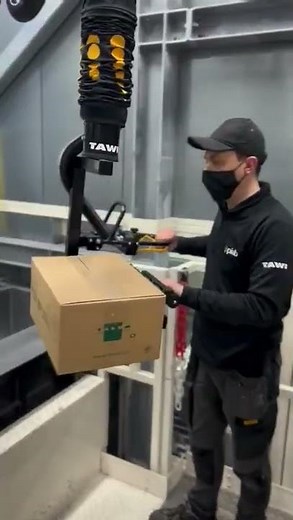 Box Lift and Rotate (Vacuum Lifting Solutions)