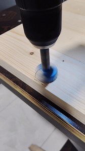 basic method of installing hinges without a jig #woodwork #carpenter #tips #tipsandtricks #woodworkingtips | Tris Woodworking