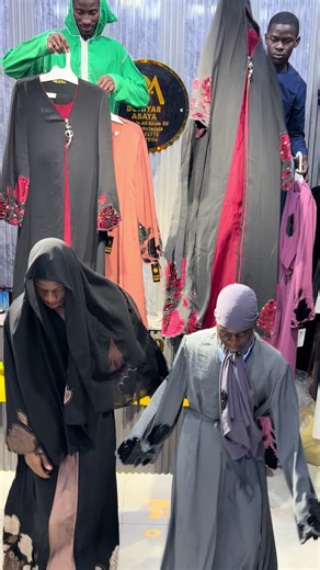 Explore the Latest Abaya Fashion Trends