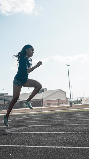 18K views · 270 reactions | Anybody can catch the . ️ I describe the urgency of acceleration as if you’re running away from a dog that is chasing you. Sometimes athletes will be delayed or too patient and miss the proper opportunity to accelerate. | Fast University | Facebook