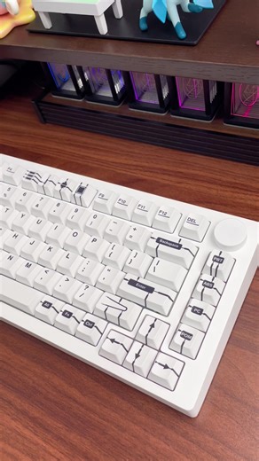 MonsGeek M1 V5 Prototype: Stylish Mechanical Keyboard