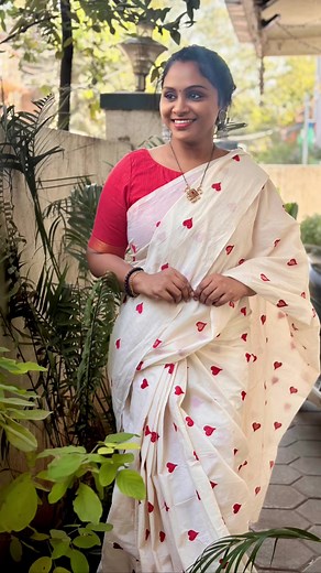 Jaipur cotton saree with read weaving butta | FameBazaar.com -Wow New Sarees