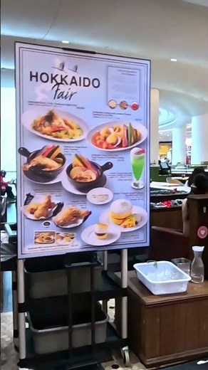🛍️ Shopping and dining at Jewel Changi 😍🍽️🇸🇬✨ #JewelChangi #SingaporeTravel