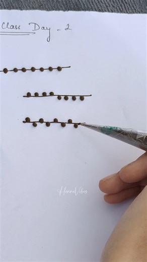 Dotted line henna design #mehendi #design #henna
