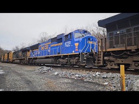 CSX 4720 (We Are One) climbs the Old Main Line's steepest grade