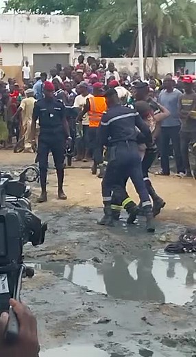 Emergency Responders Manage Disaster Scene Effectively