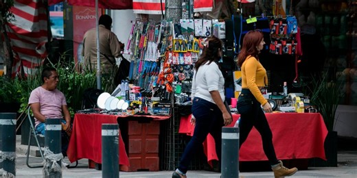 Economía informal aporta 1 de cada 4 pesos del PIB de México y emplea a más de la mitad de los trabajadores