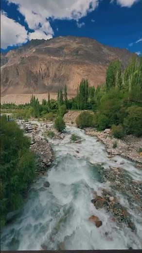 Ladakh – The Land of High Passes 🏔️ | Road Trip to Heaven 💫 | Leh Ladakh 2025 🚗💨