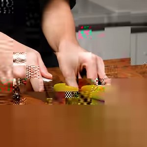 265K views · 2.2K reactions | Non cucino più lo stinco di maiale senza sottaceti. Questa ricetta è fantastica! Ingredienti: stinco di maiale: 2 pz acqua: 2 l succo dei cetrioli: 800 ml cipolla rossa: 300 g aglio: 1 pz foglie di alloro: 4 pz pepe nero in grani: 10 g sale: 10 g aglio: 20 g cetriolini: 300 g pancarrè: 4 fette olio: 20 ml maionese: 50 g senape: 20 g cetriolini: 3 pz | Cookrate - Italia | Facebook