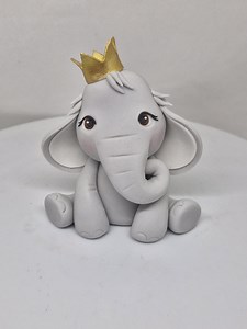 Fondant Elephant Cake Topper: Jungle Safari Birthday Decorations - Etsy UK
