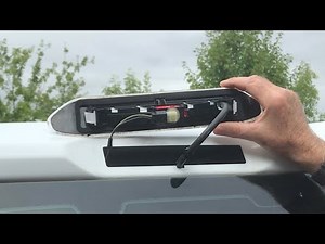 Freelander 2 Bulb replacement high level centre brake light and/or rubber gasket seal Land Rover FL2