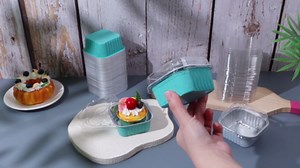 200 Pack 5 oz Mini Cake Pans with Lids, Aluminum Foil Mini Baking Tins, Square Disposable Cupcake Baking Cups Dessert Containers for Christmas Wedding Birthday Winter Party(Light Blue,Classic)