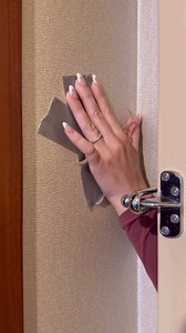 Best way to get back into your hotel room if you’re locked out 🎬 This video was produced by Network Media and Tommy Wind | Hack And Heat