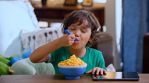 Your kids may love their cartoon shows… but they have seen nothing yet! It’s love at first sight with Prego Mac & Cheese – the super leleh-cious distraction! Takes 10 minutes to prepare, and leaves the little ones always wanting more. Shop Prego Mac & Cheese sauce and more at http://bit.ly/PregoLazada today! #PregoMalaysia #PregoMacnCheese #PregoBuddies #SuperLeleh #YourYummySuperHero | Prego Malaysia