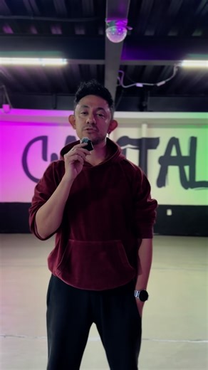 Capital Dance Studio on Instagram: "¿Cómo hacer un split? El profe nos deja este tutorial para aprender a hacerlo con la mejor técnia"