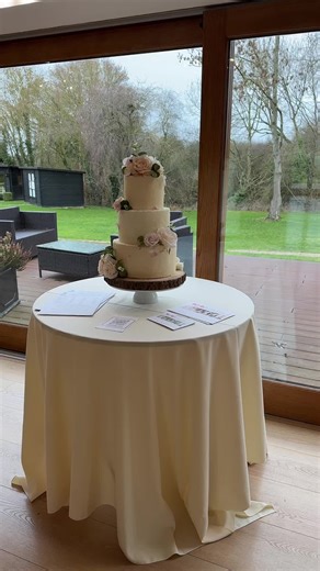 Colville Hall opening day. Sunday 11th January 11-3pm. CM6 1RQ Looking forward to seeing our future Bride & Grooms 🤍👰 @@Tia-Rose Wimbleton @aaroncrowephotography @limeberrycatering @cakecuisine_essex