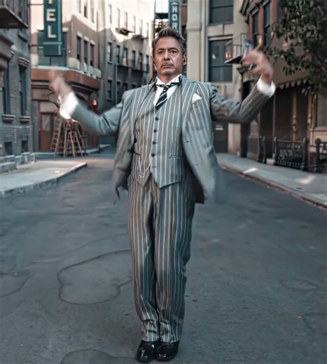 "It's Just a Chill Day" - Robert Downey Junior Dance edit | Tame impala - Borderline #rdj #relatable