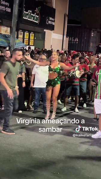 Virgínia Ameaçando a Sambar Machistas no Esquenta