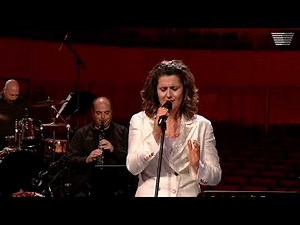 Μητέρα μεγαλόψυχη Ι Σοφία Μάνου | Music Video