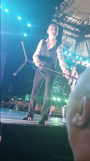 Everything counts - Depeche Mode Live in Frankfurt 01.07.2023 Dave Gahan close up