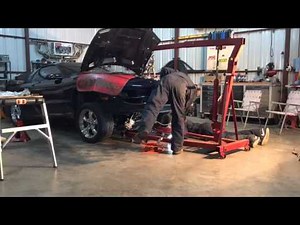 LS1 engine removal from a 1999 Trans Am (time lapse)