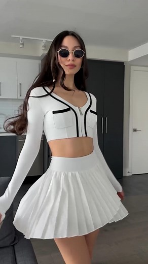 11K views · 210 reactions | From packaging to perfection. WISKII box opened, sporty elegance unleashed! ✨  @27lilka_ #wiskii #wiskiiactive #wiskiisportsglam | WISKII Active | Facebook