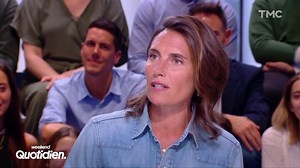 "On m'a regardée très bizarrement" : Alessandra Sublet raconte comment elle a "galéré" pour monter son seul-en-scène - Télé-Loisirs