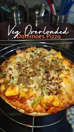 ghar par bnaye dominoes se behtar veg Overloaded pizza #samsung #convection #microwave #pizzarecipe