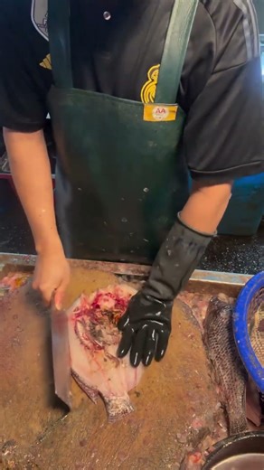 Making Steamed Tilapia Fish with the back slit open #shorts #fishcuttingskills