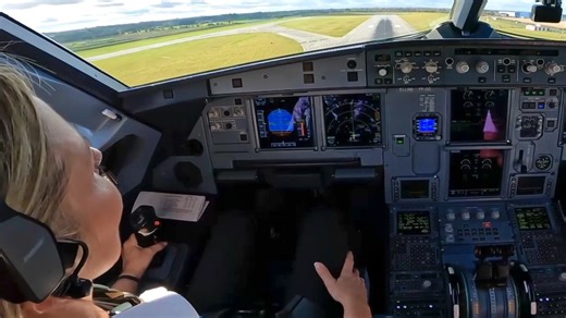 A321 aircraft from Aer Lingus takes off from Dublin