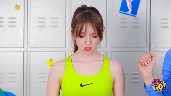 Make life easier with these sneaky food ideas! 123 GO! GOLD's crazy ways to bring snacks everywhere