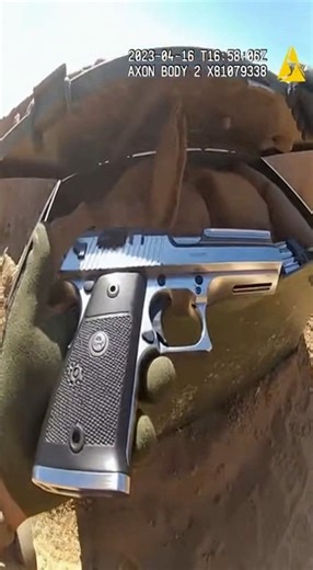 Las Vegas, NV — A dramatic body-worn camera video has begun circulating online after authorities released footage of an officer uncovering a buried storage container filled with multiple high-caliber handguns, including several Desert Eagle pistols. The discovery took place during what officials described as a “targeted sweep” of a remote section of desert land after reports of suspicious digging activity. The clip has since captured the attention of millions, with many viewers stunned by both t