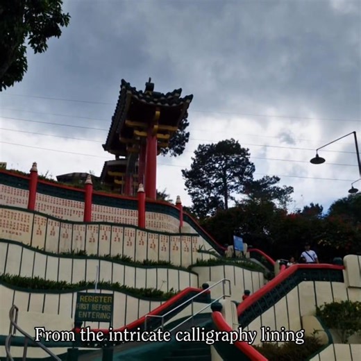𝐕𝐢𝐬𝐢𝐭 𝐋𝐚 𝐓𝐫𝐢𝐧𝐢𝐝𝐚𝐝 𝐄𝐩. 𝟐: 𝐓𝐡𝐞 𝐁𝐞𝐥𝐥 𝐂𝐡𝐮𝐫𝐜𝐡 Just beside the La Trinidad–Baguio city boundary is a peaceful pause before the urban rush. While rooted in Taoist traditions, it stands as a shared cultural space where faith, respect, and understanding come together ( 🎥 BSU Tourism interns 2026) | La Trinidad Tourism