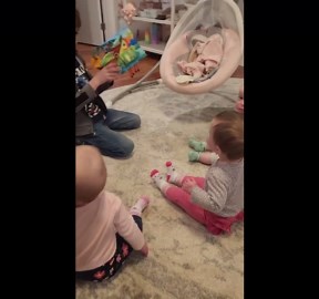 hahaland Baby Books 0-6 Months - 2 PCS Sensory Montessori Toys for Babies 0-6 Months with Crinkle Squeaky Sounds, Mirrors, Teethers - Soft Cloth Tummy Time Book Newborn Infant Toys