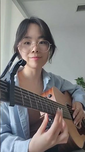 can we play guitar with long nails? 💅