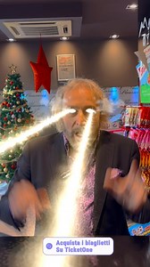 🎤 Tony Tammaro live al Palapartenope – 5 Gennaio! Preparatevi a una serata di risate e musica tammarrissima, ma attenzione: sul palco potrebbe sembrarvi di vedere Damiano dei Maneskin... È solo Tony, con la sua leggendaria (e incredibile) somiglianza! | Tony Tammaro