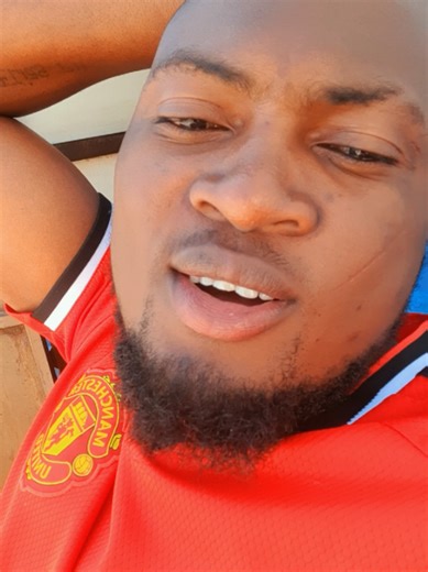 Manchester United Wins: Joy and Laughter!