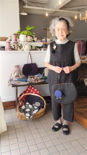 kiiの部屋 on Instagram: "バック販売会のお知らせです 今まで作ったバックを ネットショップで販売します プロフィール欄のリンクから スフレのネットショップに 飛んでください 9月6日10時からご購入頂けます 今後、 型紙やお洋服の販売も計画しています どうぞ楽しみにしててくださいね またね👋😃"