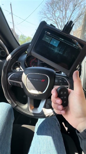 All key lost Dodge Durango 2019, make key on site! #chicago #carkeys