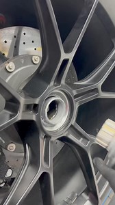 3.1M views · 10K reactions | Installing centerlock wheels on Porsche 992 GT3 requires a pro touch ️ ✅ #drcforged #tireshop #tireservice #newtires #wintertires #howto #didyouknow #tyre #tireprofessionals #car #cars #porsche #porsche911 #911 #porschegt3 #porsche992 #992 #992gt3 #991 #911r #porsche911r #turbo #911gts #gts #stuttgart #stuttgartporschearena | DRC Performance | Facebook