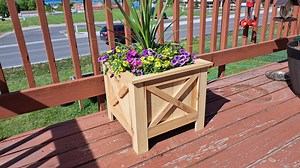 Handcrafted Cedar Flower Planter Box: Farmhouse Garden Decor - Etsy