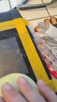 Cleaning and Polishing a Plastic Video Game Screen #xbox #ogxbox #retrogaming #retro #retrogames