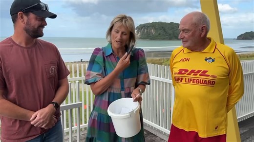 .... and the winner is .... | The Little Gallery - Whangamata and Tairua