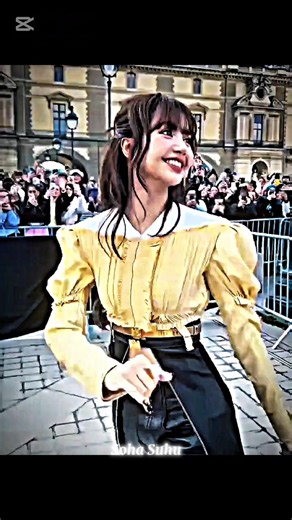 ★Lisa (Blackpink) edit with Fuera Del Planeta ★ #blackpink #lisa #edit #kpopedit #fypシ゚viral #blink