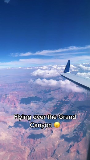 Flying over the Grand Canyon in a Boeing 747