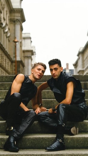 ✰ 𝕸𝖎𝖘𝖘 𝕬𝖑𝖙𝖊𝖗𝖓𝖆𝖙𝖎𝖛𝖊 ✰ on Instagram: "DAF | Der Räuber und der Prinz | 1981 • • • #daf#1980s#german#electro#ebm#industrial"